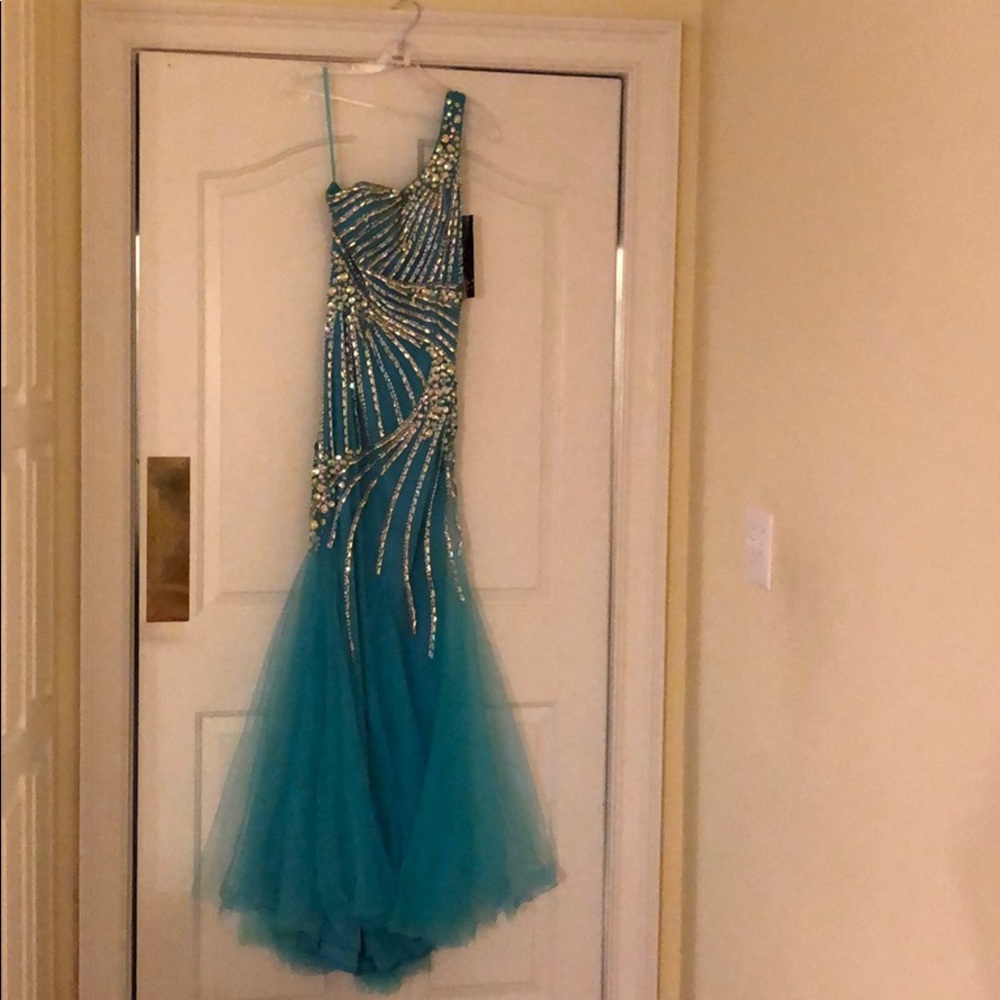 Splash Gown